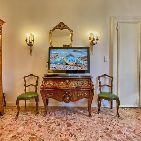 venezianischer Palazzo mit kostenlosen WLAN nähe Markusplatz Exterior foto