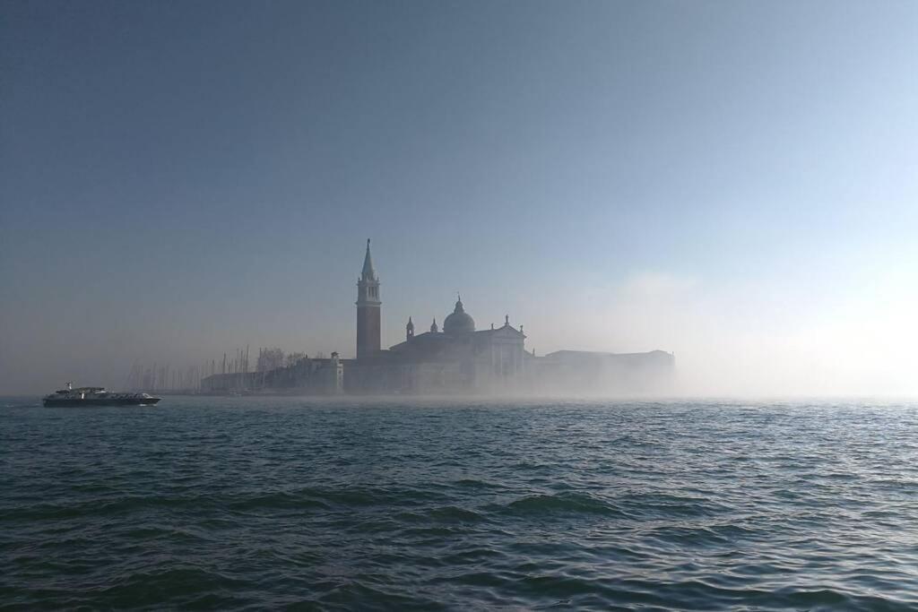 venezianischer Palazzo mit kostenlosen WLAN nähe Markusplatz Exterior foto