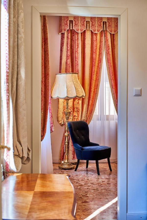 venezianischer Palazzo mit kostenlosen WLAN nähe Markusplatz Exterior foto